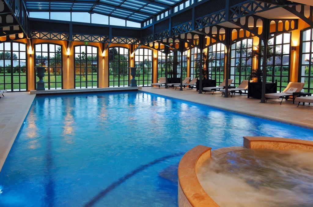 Georges Blanc Parc & Spa Vonnas Exterior foto